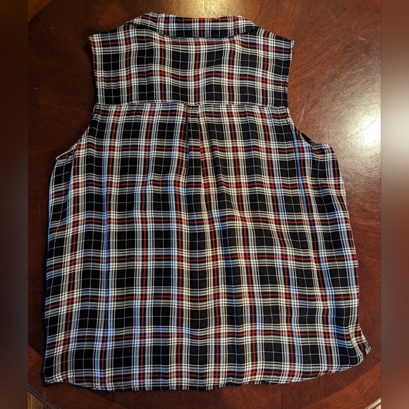 Rock & Republic Sleeveless Blouse, Plaid (Black, Red, White), Size XL - Picture 2 of 3